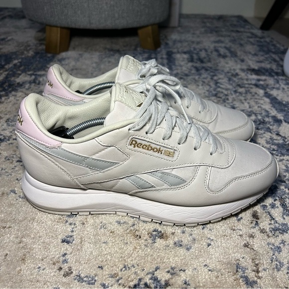 Reebok White Classic Leather SP Lace-Up Sneakers Size 10.5 - Picture 2 of 10